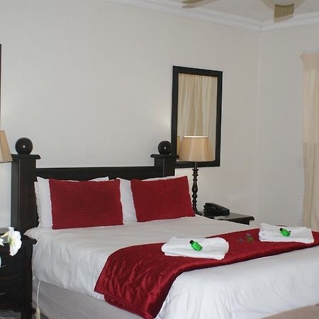 Elizabeth Lodge Boksburg Bagian luar foto